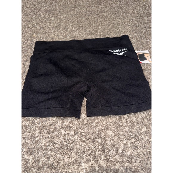 Reebok Pants - Redbok Ladies Seamless‎ Mid Length Boyshorts